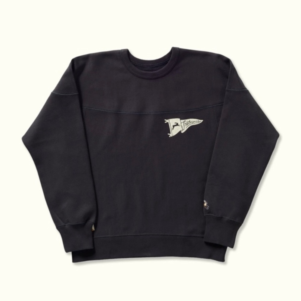 Tracksmith pullover! Great condition, I just have 10 grey sweatshirts.